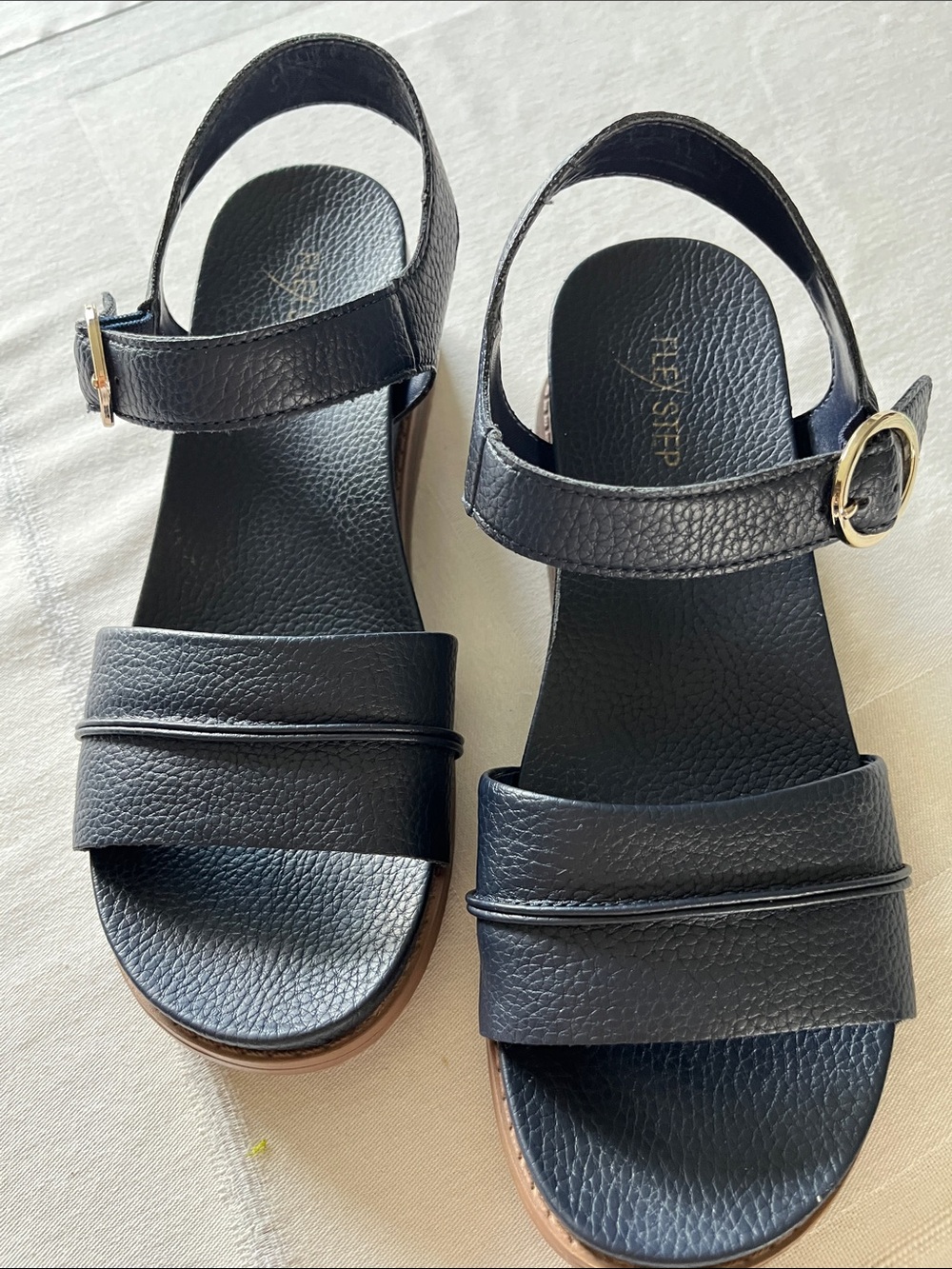 Flex Step Faux Leather Upper Ankle-Strap Navy Blue Sandals Size 7 - Picture 2 of 4